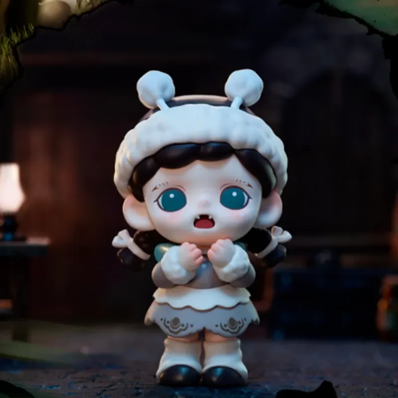 Kawaiiモデルミステリーボックスのアニメアクションフィギュア