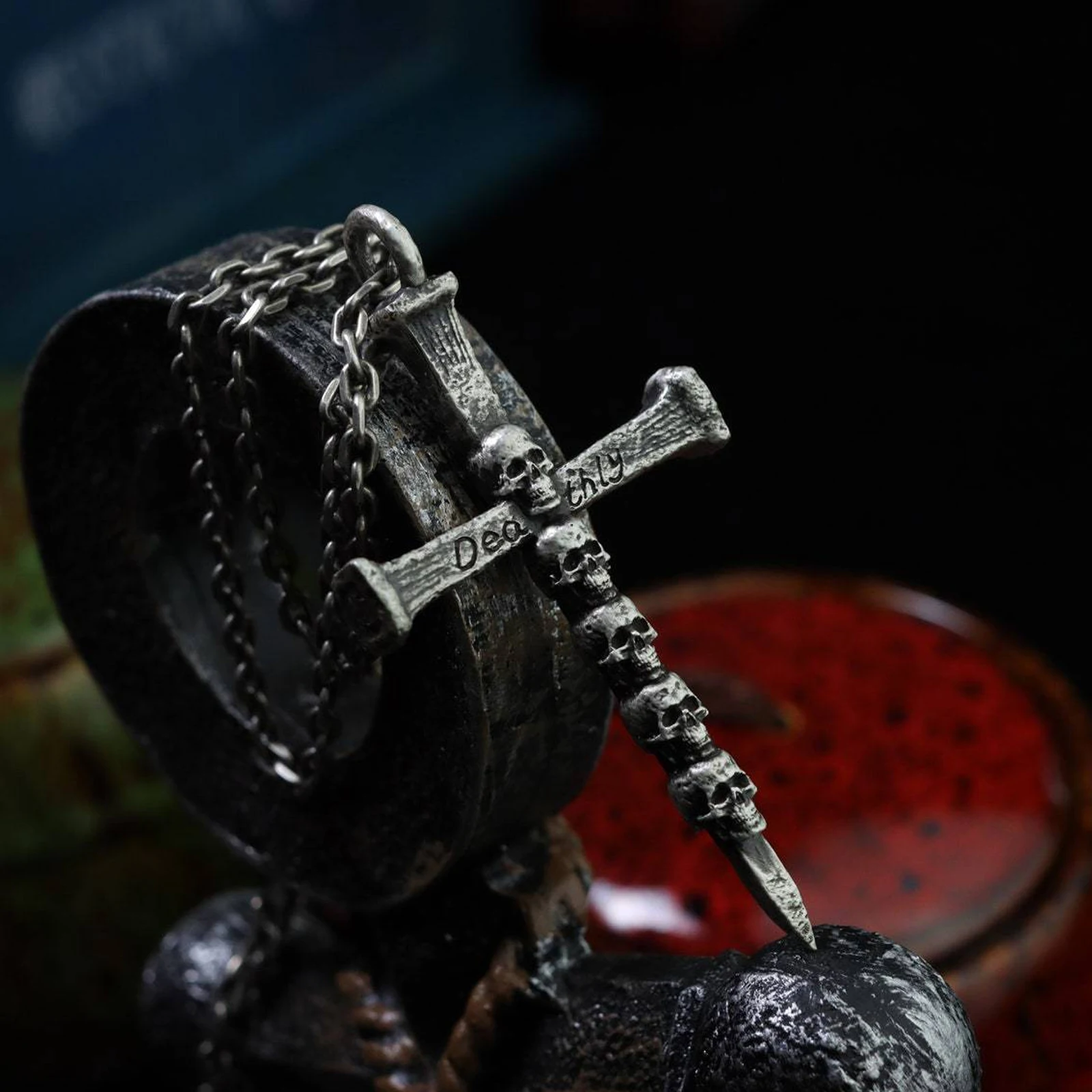 Men's Viking Titanium Steel Vintage Skull Cross Pendant Necklace Gothic Punk Jewelry Accessories