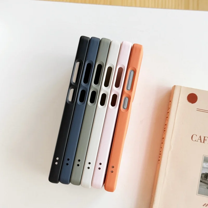 MagSafe Magnetic Credit Card Holder with Silicone Grip Cover