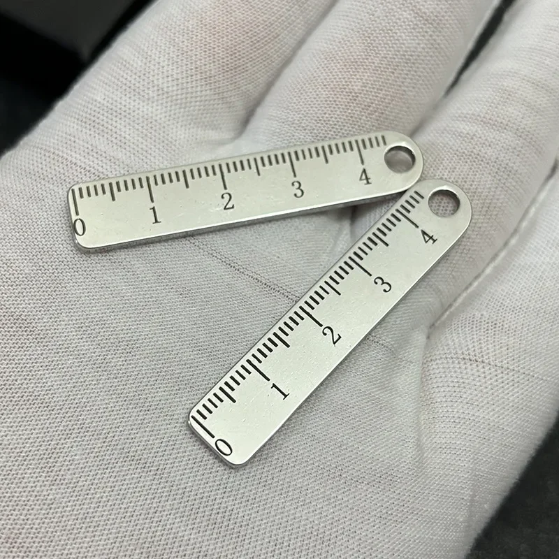 2pcs Stainless steel anti lost card keychain metal ruler