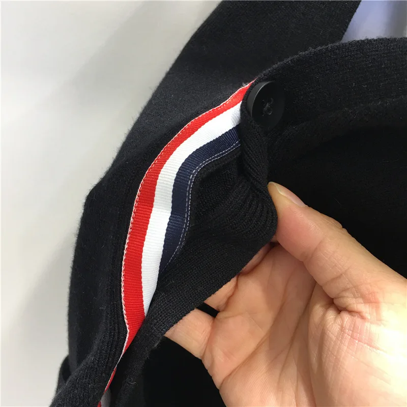 Spring Autumn Sweater Fashion Brand Men's Sweaters Cotton Stripes 3-Bar V-Neck Casual Cardigan Preppy Korean Style Women's Coats