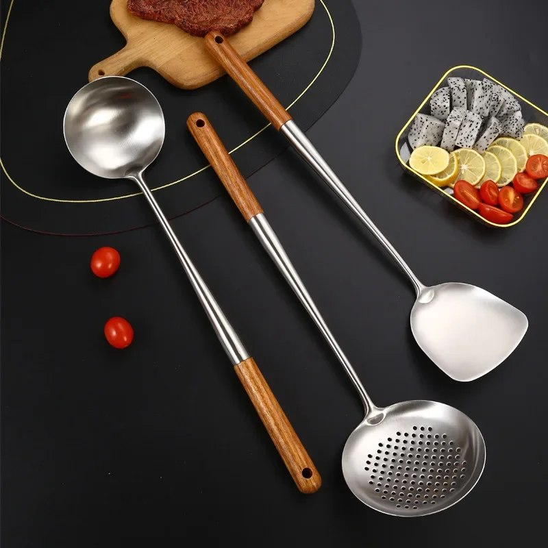 Extended Length 304 Stainless Steel Kitchen Utensils Spatula With Wooden Handle For Home Cooking Frying Spatula Chef Special