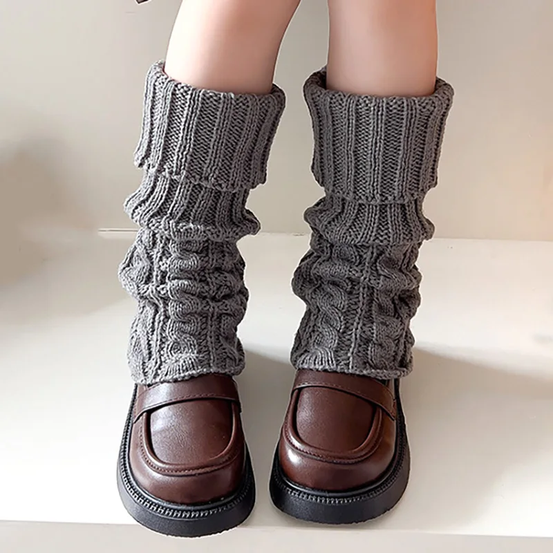 Description Picture 6 of itemAutumn Winter Children Leg Warmers Lolitas Twist Knitted Socks Baby Girls Warm Foot Cover Cute Sweet Guards Socks Long Stockings