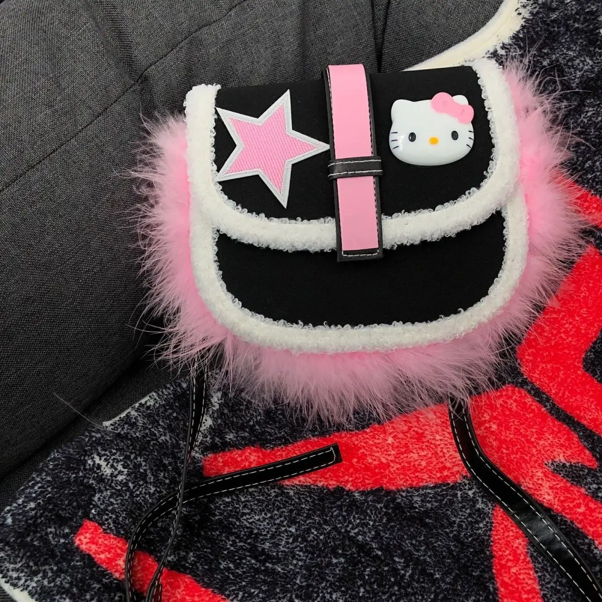 

Sanrio, розовая плюшевая милая сумка-мессенджер Hello Kitty для девушек Y2g, универсальный клатч с пятиконечной звездой для девушек