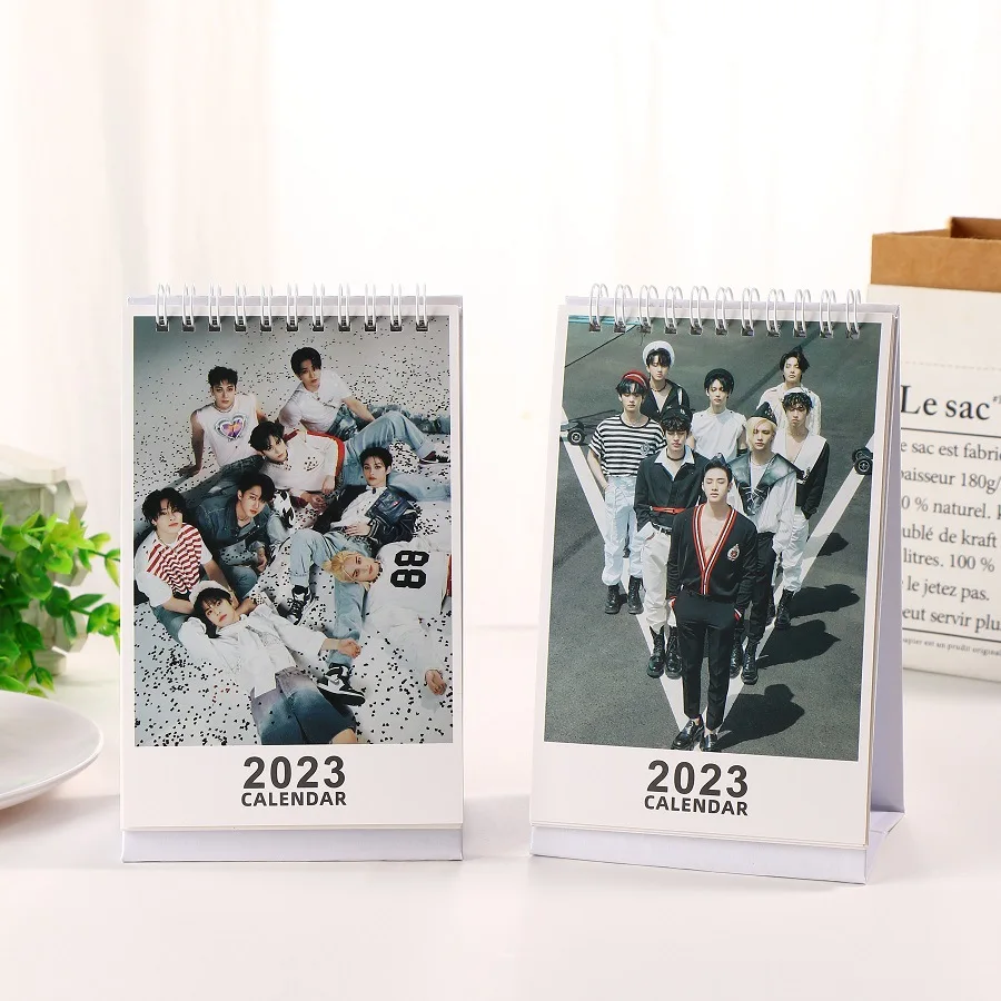 

KPOP Stray Kids MAXIDENT Photo 2023 Desk Calendar Menology Table Top Ornament Room Decoration HyunJin Felix Fans Collections