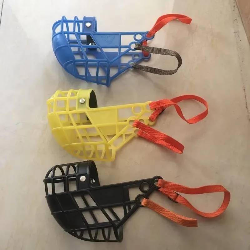 Adjustable Dog Muzzle Plastic Mask Anti-Barking Bite Mouth Cover for Small/Medium/Large Greyhound-Random Colors dog muzzle