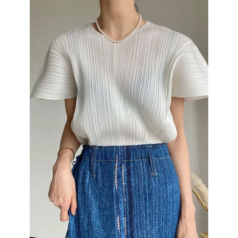 

ALSEY Miyake Pleated Short Fly Sleeve Korean Style Loose V-Neck Top Women 2024 New Summer Causal Solid Color Elegant T-Shirt