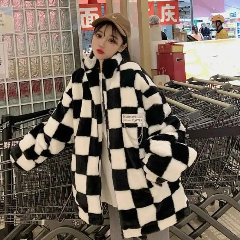 

Fashion Lattice Faux Lamb Fleece Jacket Women Fall Winter Warm Zipper Plush Outerwear Y2K Loose Streetwear Long Sleeve Fur Coats