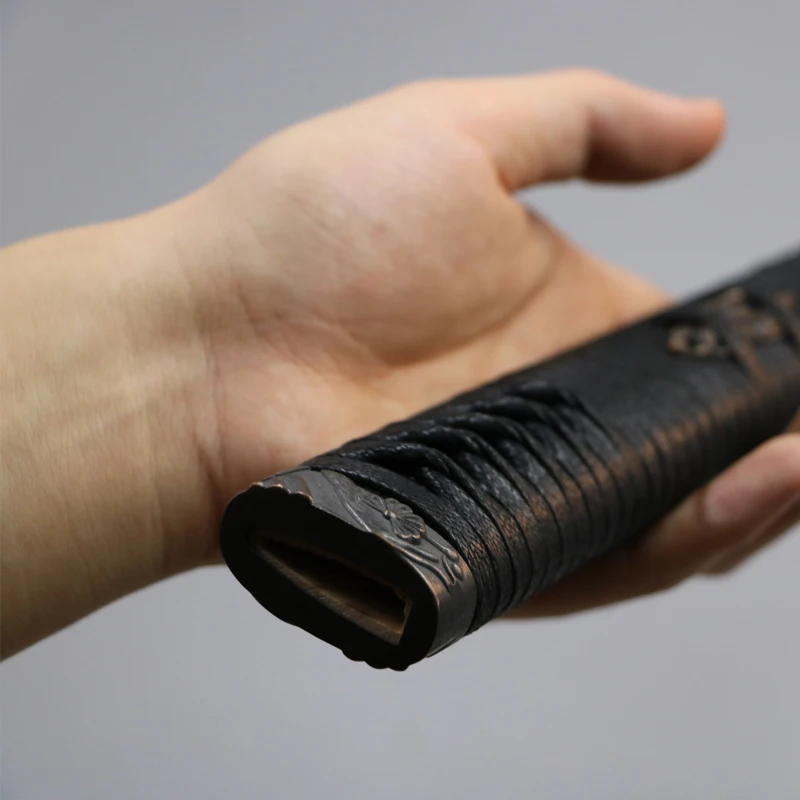 【マサムネ 刀　KATANA KAESU】 Late Muromachi Antique Katana Signed by Katsumitsu for sale