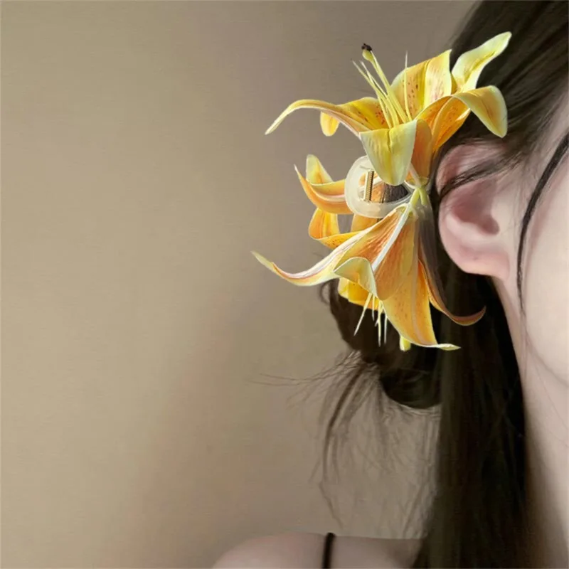 Simulation French Vintage 3D Lily Flower Gripper Atmosphere Back Head Hairpin Headgear Flower Shark Clip Hair Accessories 머리핀