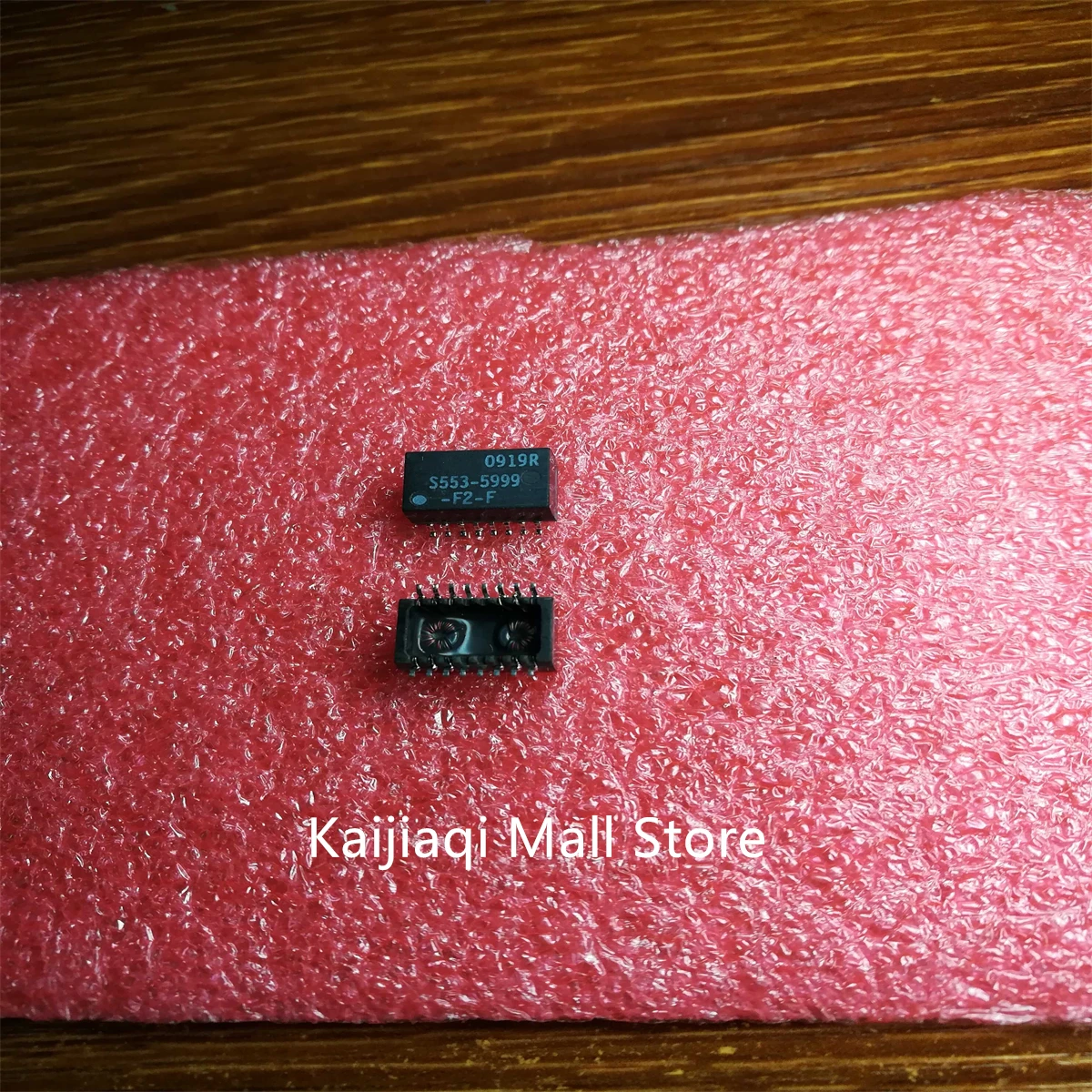 

S553-5999-F2-F IC Chip
