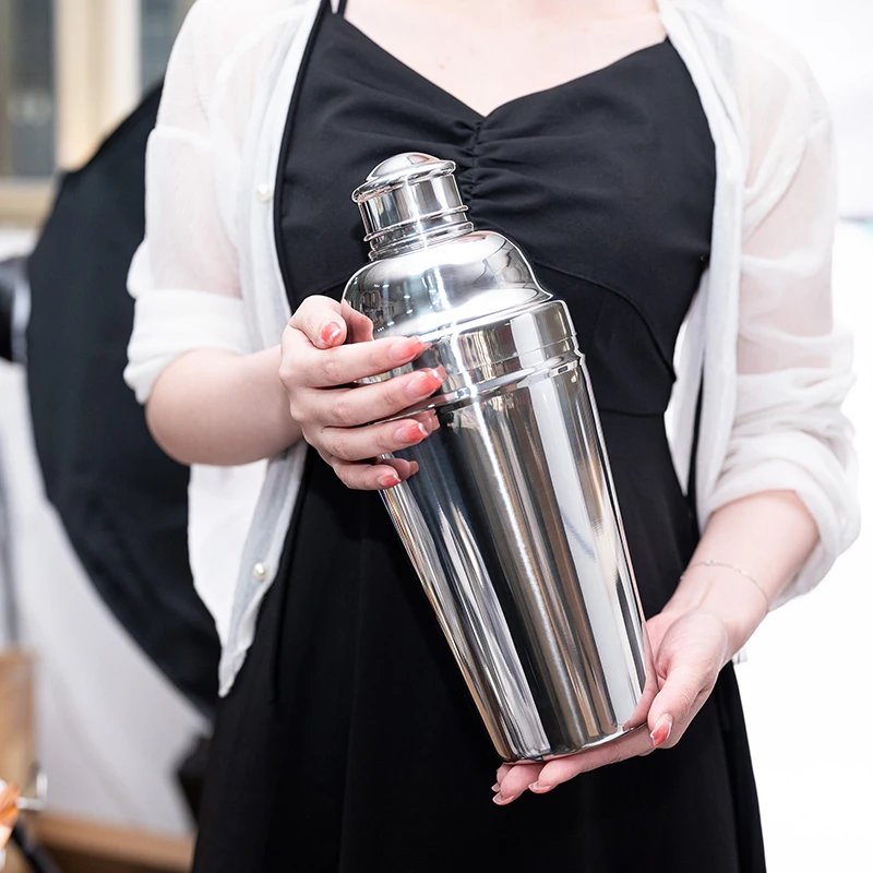 550/750/1800ml Stainless Steel Cocktail Shaker Cocktail Mixer Wine Martini Drinking Boston Style Shaker Party Bar Tools New
