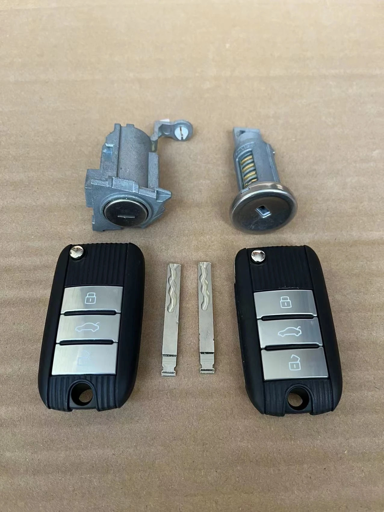 

Центральный дверной замок для MG ZSMG6 RX5 RX8i6 Замена сердечника зажигания с Дистанционным Ключом