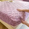 1 pc Flannel Fleece Bed Sheet for Winter Warm sofa bed matrimonial Coral Fleece Fluffy Fitted Sheets for Double Beds Sheets 3