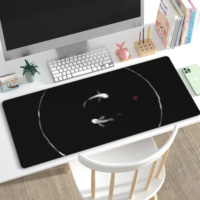 Tappetino Per Mouse Gigante 900x400mm - Morbido E Impermeabile Con Base Antiscivolo - Perfetto Per Gaming, Ufficio E Designer - Bordo Rinforzato