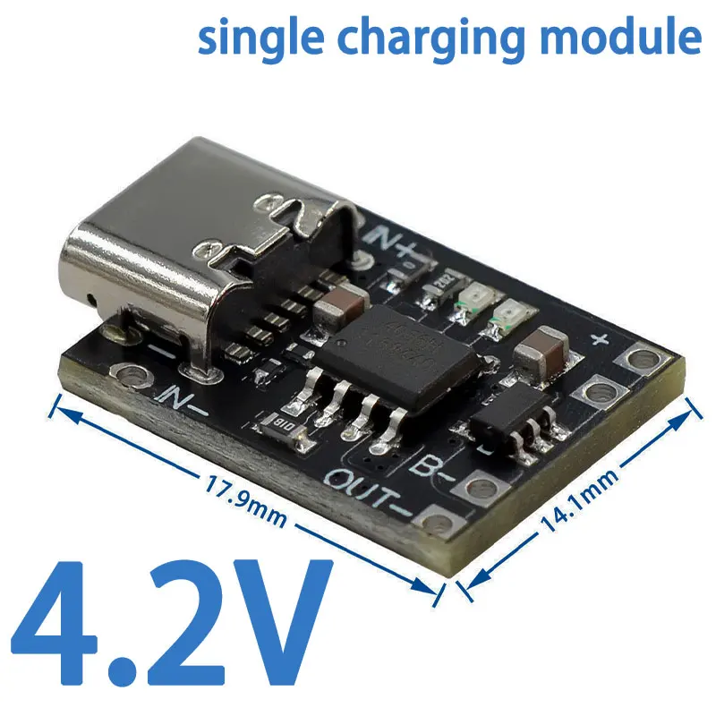 Module de charge et décharge batterie lithium 5V 3.7V 4.2V 18650 avec protection, posé à côté d'une batterie 18650 pour comparaison.