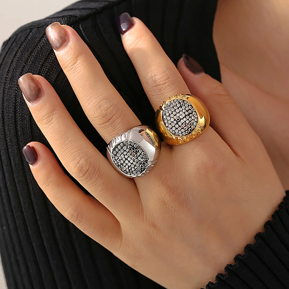 Strass lucidi di lusso Bellissimi anelli per le donne Anello in acciaio inossidabile impermeabile placcato oro Esagera il regalo dei gioielli con le dita - immagine 2
