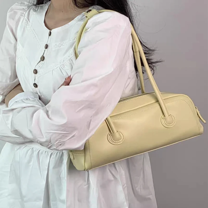 

High-end Women's Bag Design Brand 2024 Summer New Large-capacity Simple and Versatile One-shoulder Cross-body Beauty Bag