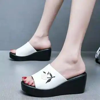 6cm Small Size 32-43 Comfortable Floral Embroider Wedges Slippers 2026 Women's Med Heels Platform Slides for Office Beach Mom