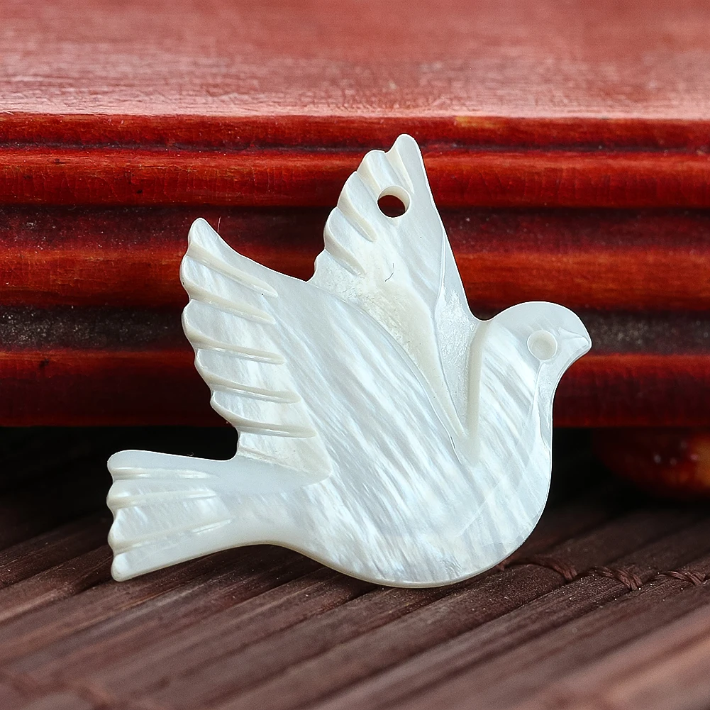 5pcs natural shell ornaments Natural Shell Material Pendant Creative Peace Dove White Simple with Hole Jewelry Making DIY Earrings Bracelet Accessories