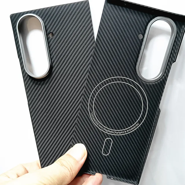 galaxy z fold7 純正カーボンハードケース ブラック 折り畳みスマホ