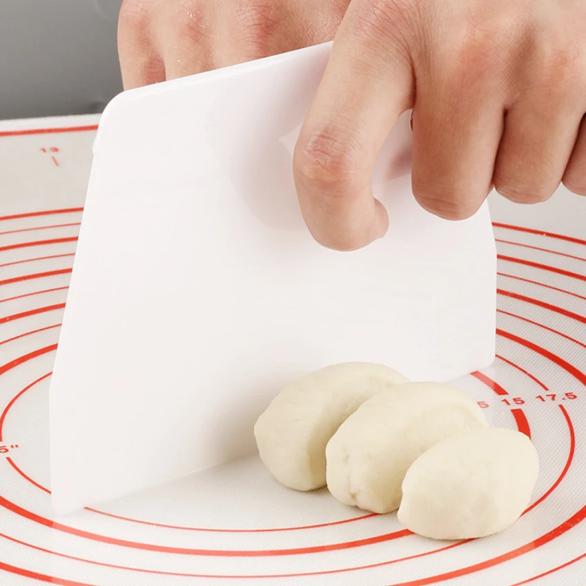 

5pcs Kitchen Baking Tools Trapezoidal Plastic Bread Dough Scraper Pastry Kitchen Cutter