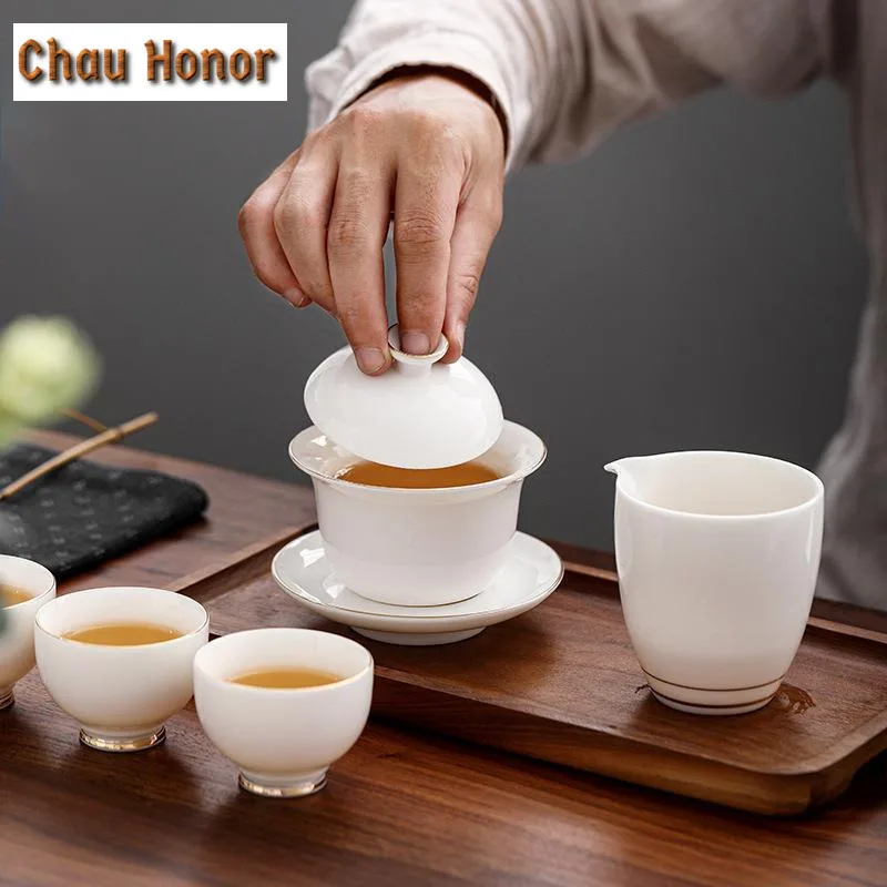 175ml White Porcelain Painted Gold Covered Bowl Handmade Ceramic Tea Cup Large Tea Making Sancai Covered Bowl Kung Fu Tea Bowl