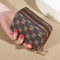 Luxurious Chic Vintage Faux Leather Card Holder Wallet for Women - Fashionable with Secure Multi-Card Slots and Coin Purse (Coffee)