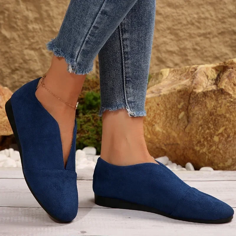 Neue flache Slip-on-Schuhe für Damen, Outdoor-Casual, genähte runde Zehen, weiche Sohle, leichte, einfarbige, flache Low-Top-Schuhe – Detail 9