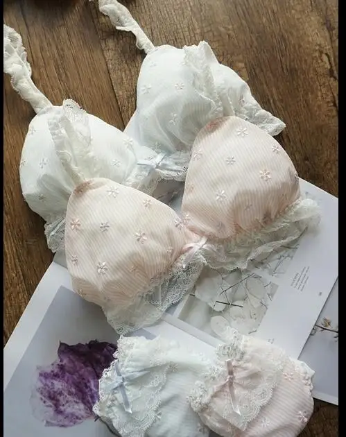 

Sexy Cute striped embroidered sleep underwear triangle cup no steel ring women's bra set lingerie bra & panties set kawaii lolit