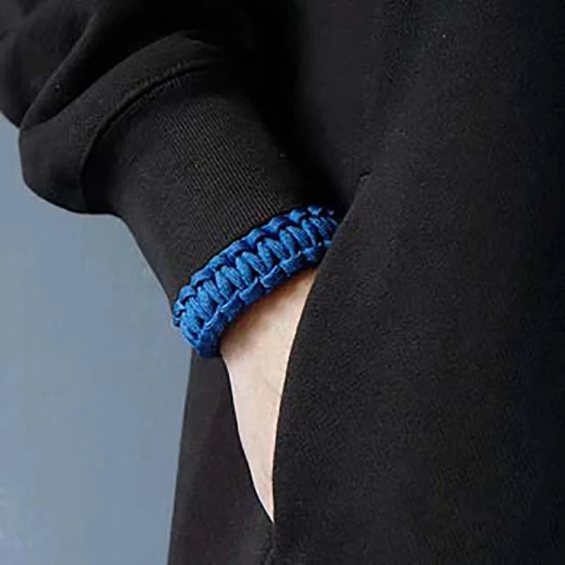 Adjustable 7-Color Survival Paracord Bracelet