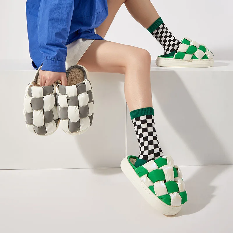 

Waterproof Outdoor Women Slippers Winter Warm Plush Home House Cotton Shoes Platform Down Thick Heel Leisure Female Slides