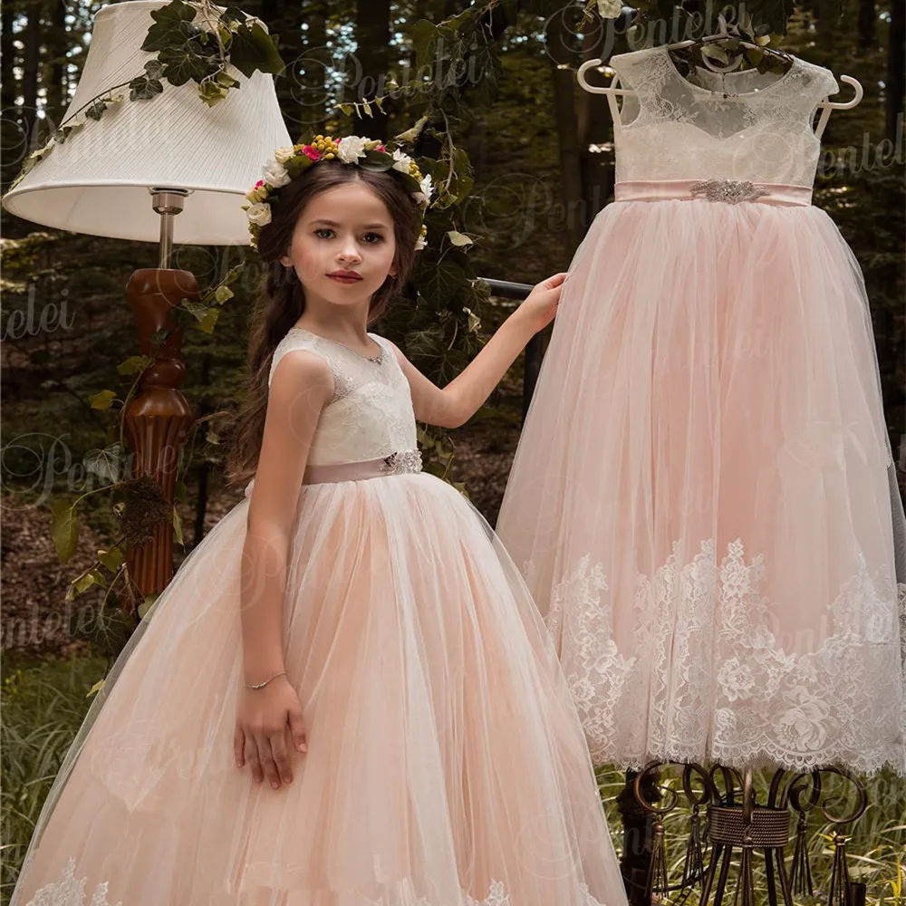 

Flower Girl Dress White Fluffy Tulle One-line Shoulder Ankle-length Wedding Elegant Flower Child's First Eucharist Party Dress