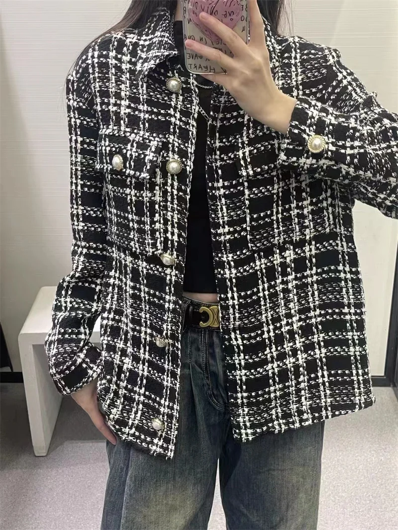 

TRAF Woman's Textured Jacket 2023 Autumn Winter Black New In Coats Women Lapel Long Sleeves Windbreaker Pearl Button Outerwears