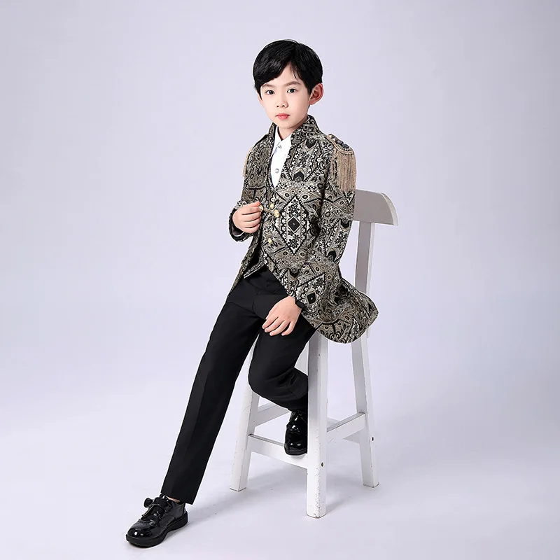 

2022 New Kid's European Palace Suits Set Children's Day Boys Halloween Prince Drama Performance Retro Stage Costumes Clothes