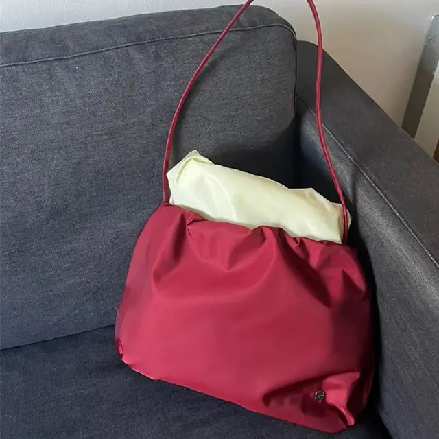 Femmes sacs 2025 nouveau Nylon mode coréenne printemps nuage en forme de sac à bandoulière sac à main haute capacité 1