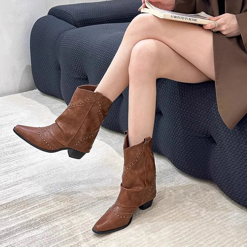 

Vintage Rivet Short Boots Pointed Toe Solid Color Women Shoes Thick Heel Zapatos Mujer Ankle High Botas Femininas
