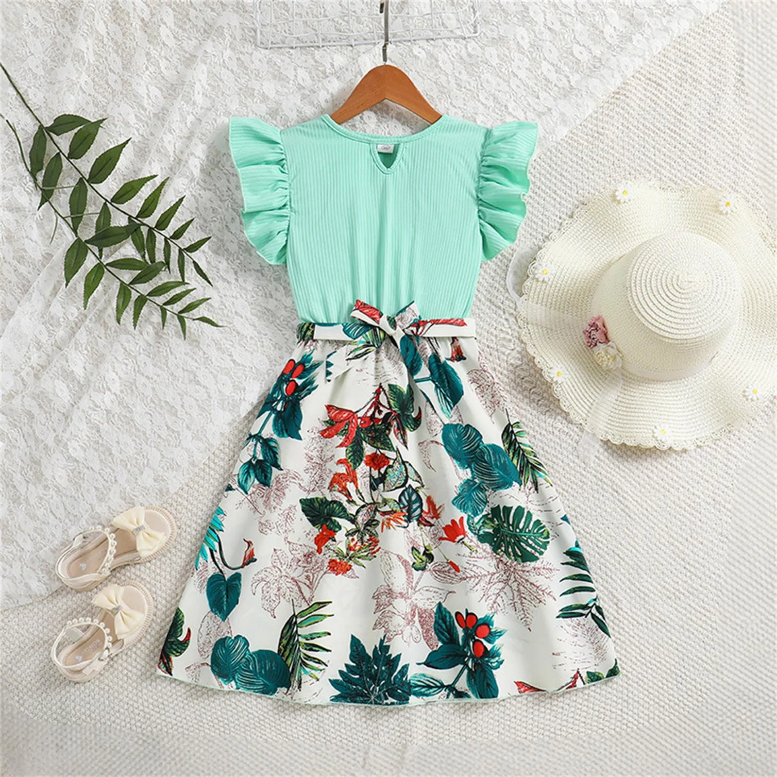 

2024 Summer New Arrival Girls Dresses Sleeveless Ruffles Patchwork Print Green Designer Cute Party Princess Dress Custume 1-6T