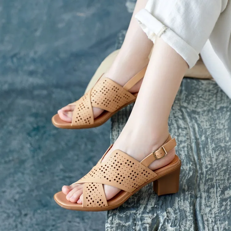 

Босоножки Birkuir женские на толстом каблуке, модные сандалии из натуральной кожи, с пряжкой, с вырезами, мягкие тапочки с перекрестным ремешком, лето