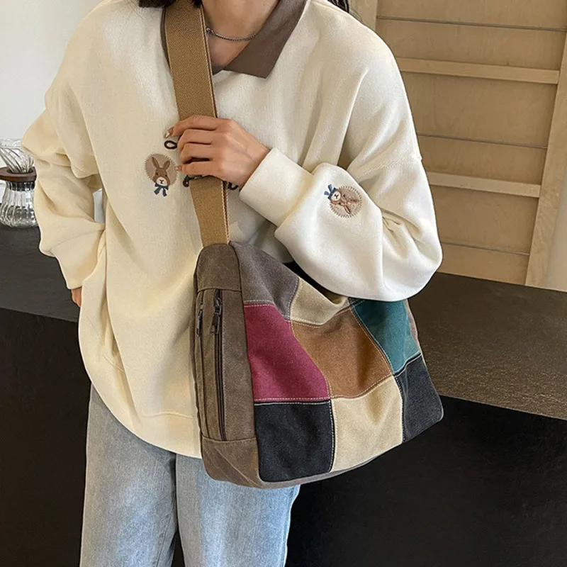 Fashionable and Minimalist Patchwork Canvas Women's Handbag for Leisure Travel with Large Capacity for Student Commuting Retro