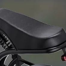 No need to adjust the large saddle