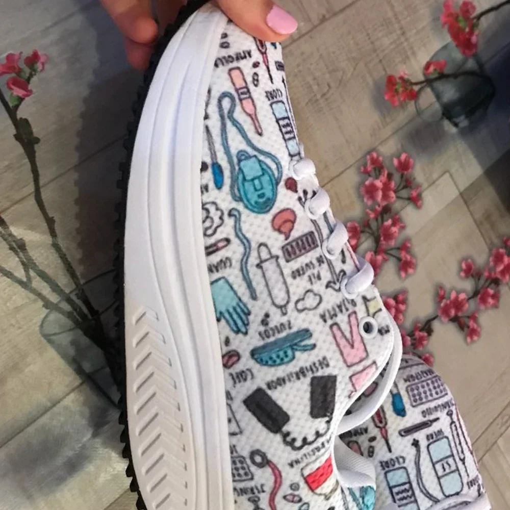 Рисунок 4 - Женские туфли на плоской подошве