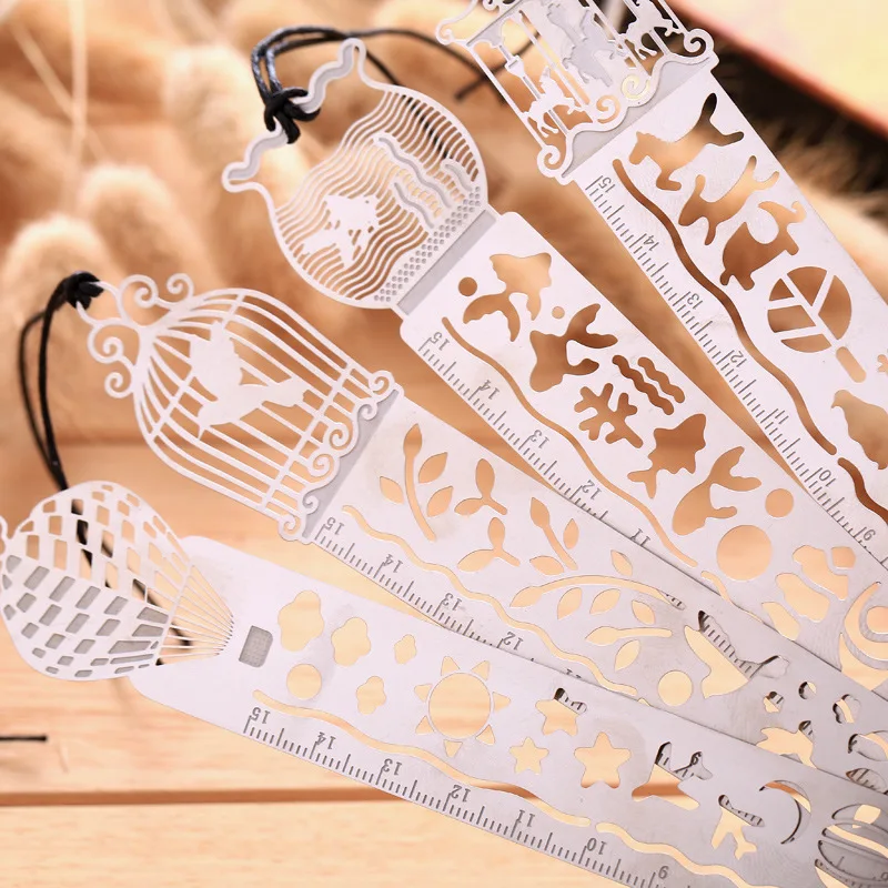 

4Pcs Cartoon Pattern Metal Record Daily Templates Quilting Ruler Multi-Function Bookmark Ruler Vintage Hollow Hand Account Ruler