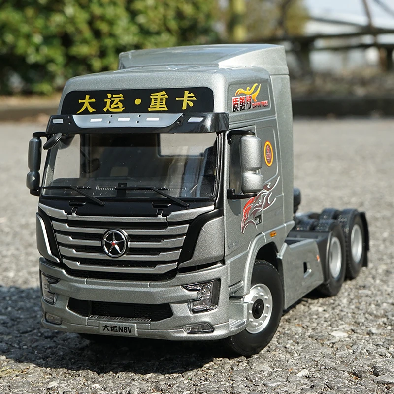 1:24 Scale Dayun N8V Tractor Heavy Truck Model Diecast  Alloy Car Model Adult Collection Souvenir Ornaments Gift Toys