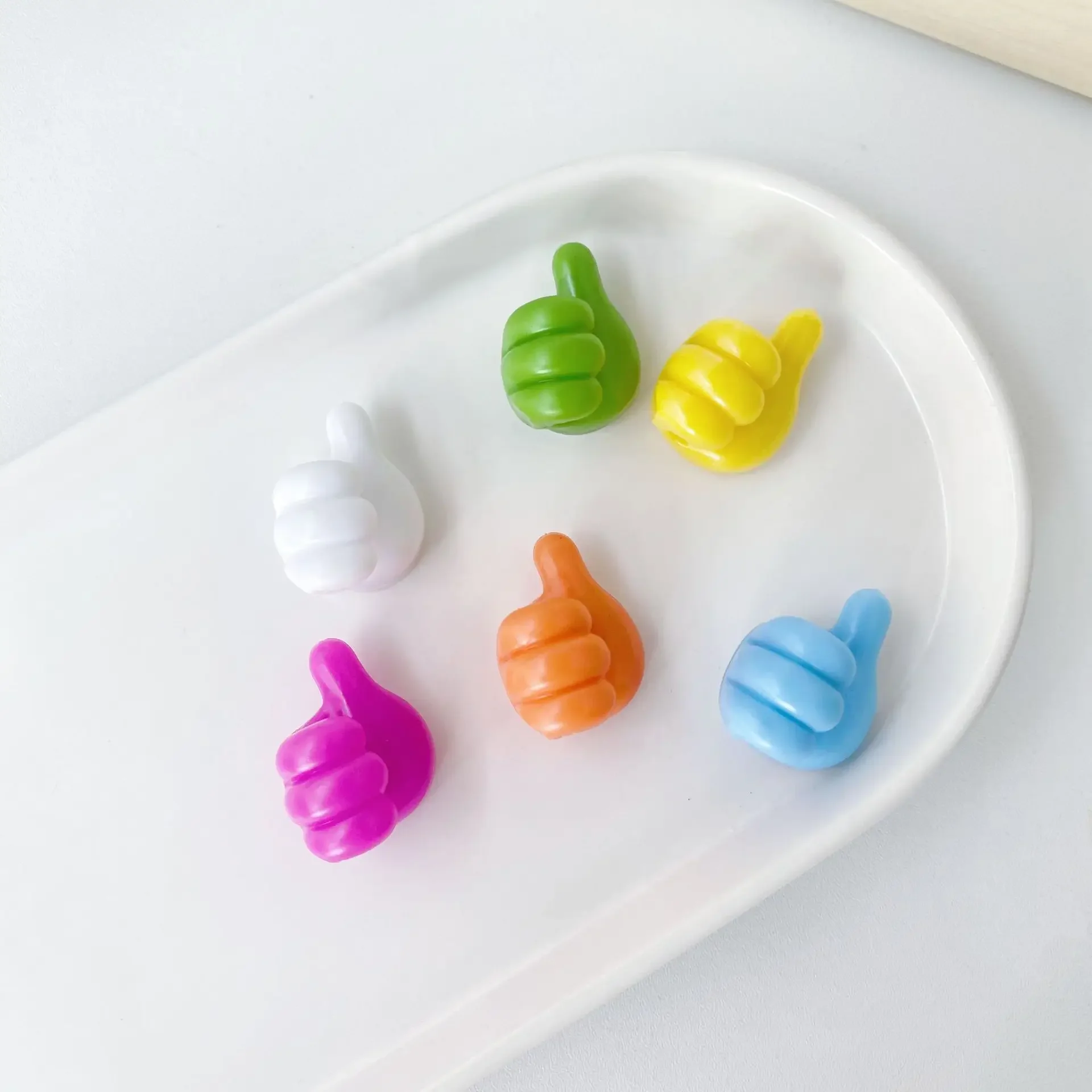 

5Pcs Multifunctional Clip Holder Thumb Hooks Wire Organizer Wall Hooks Hanger Strong Wall Storage Holder For Kitchen Bathroom