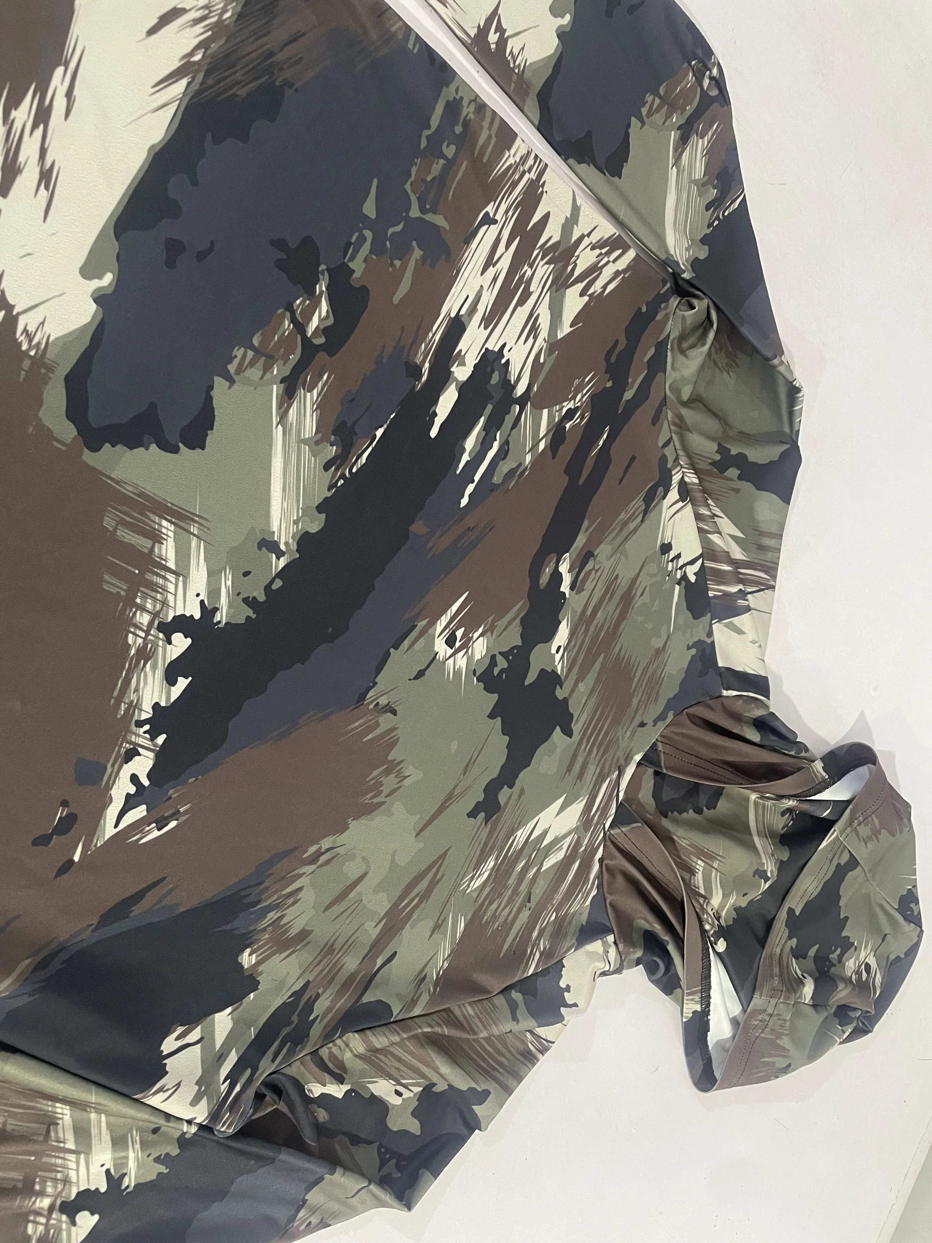 2024 새로운 남성 후드 위장 낚시복 정장 야외 스포츠 캠핑 등산복 선 스크린 통기성 훈련복