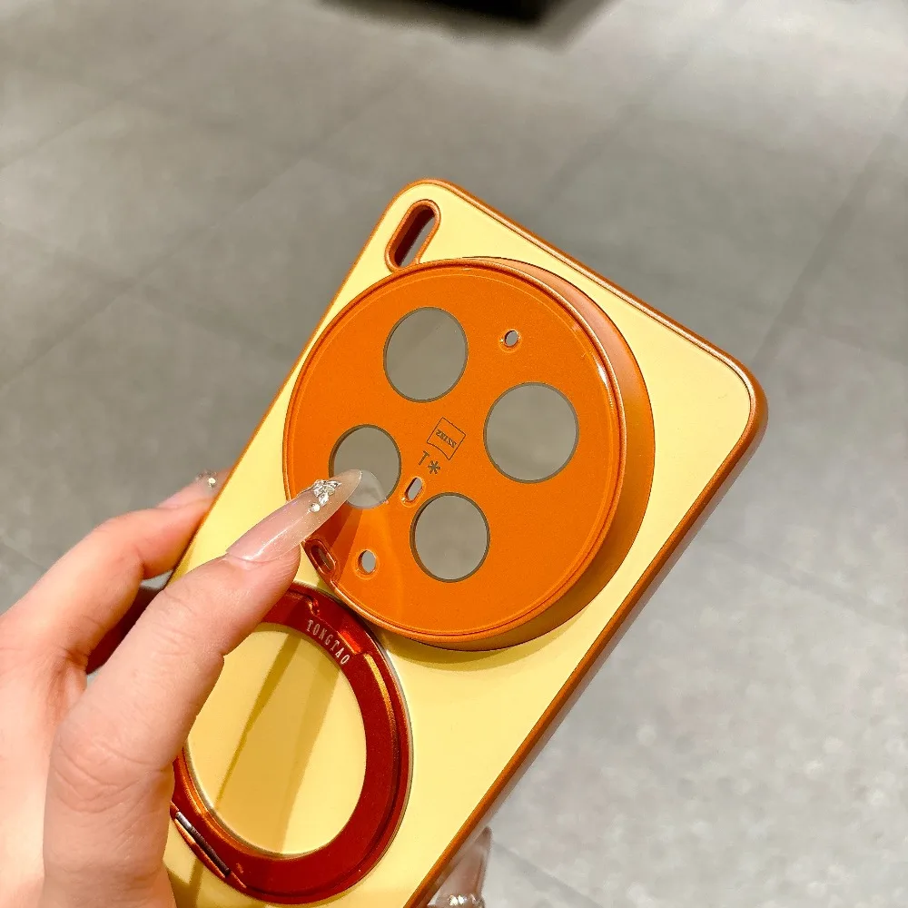 Fashion Dopamine Contrasting Color Phone Case with Magnetic Rotatable Ring Bracket and Shockproof Protection