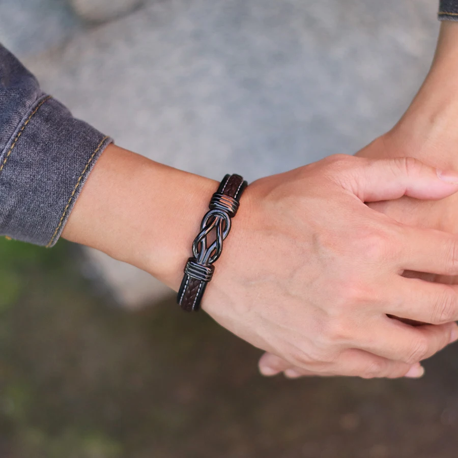 Leather Punk Rock Bangle for Men with Magnet Buckle