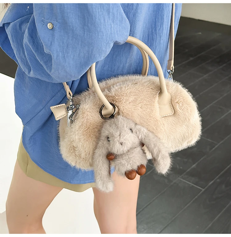 Luxury Faux Fur Ladies Square Shoulder Bags Winter Fluffy Female Crossbody Bag Soft Furry Plush Women's Small Handbags Purse