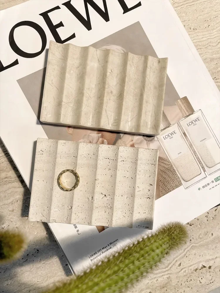 

AhunderJiaz-French Vintage Wave Irregular Tray, Vanity Soap Organizer, Home Decorative Objects, Photography Props